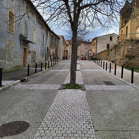 T2 Centre Village "Chez Clothilde" Remoulins Bagian luar foto