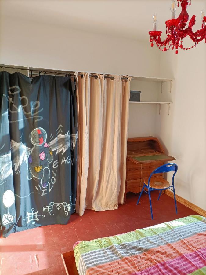 T2 Centre Village "Chez Clothilde" Remoulins Bagian luar foto